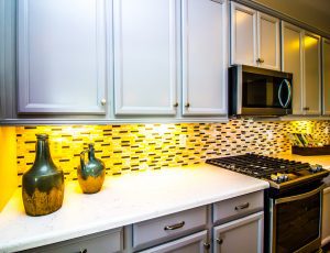 under cabinet lighting